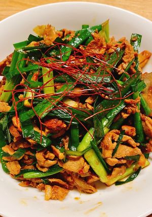 ニラと豚ヒレ肉の搾菜炒め-レシピのメイン写真