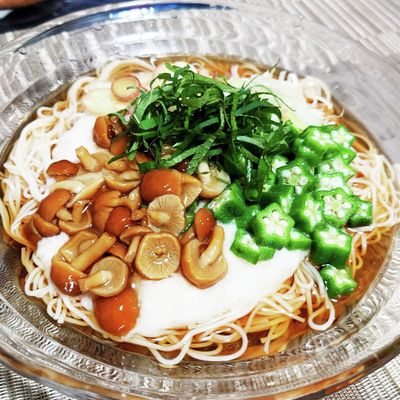 基本からアレンジまで！思わずつくりたくなる「とろろ そうめん」の