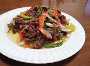 野菜と牛肩ロースのすき焼きのタレ炒め-レシピのメイン写真