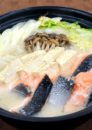 鮭で作る♪酒粕鍋-レシピのメイン写真