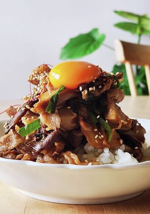 豚バラキムチスタミナきのこ丼☆今日の夕食-レシピのメイン写真