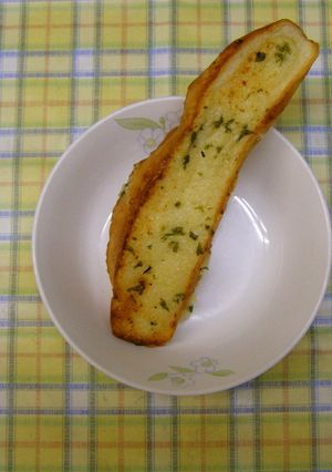 学校給食　ガーリックチーズフランス-レシピのメイン写真