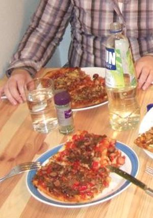 ピザパーティーに！簡単ピザ生地＆ソース-レシピのメイン写真