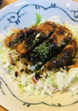市販カツ&サラダ活用●赤味噌メンチカツ丼-レシピのメイン写真