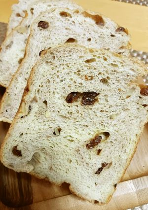 ★低糖質！クルミとレーズンたっぷり食パン-レシピのメイン写真