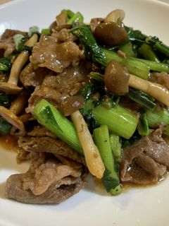 牛肉と小松菜のオイスターソース炒め-レシピのメイン写真