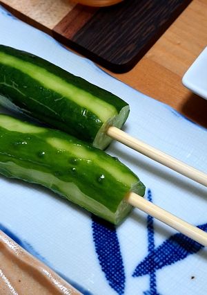 こんぶ茶で⭐きゅうりの1本漬け-レシピのメイン写真