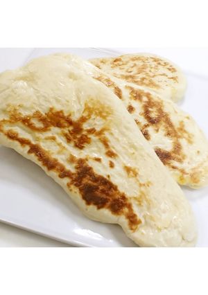 カレーのお供に!!チーズナン★動画あり★-レシピのメイン写真