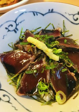 市販パック●生姜風味のカツオのたたき丼-レシピのメイン写真