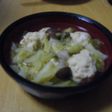 鶏団子と春キャベツの煮物