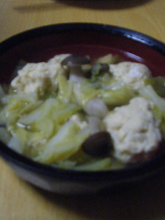 鶏団子と春キャベツの煮物-レシピのメイン写真
