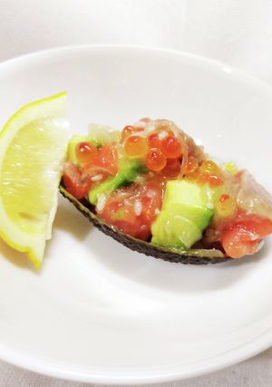 うちの味♪塩麹とお刺身で♪和のアボカド♪-レシピのメイン写真