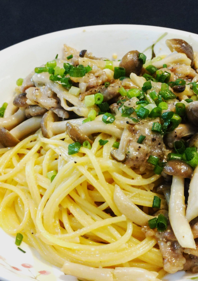 しめじと豚の簡単和風味噌パスタ-レシピのメイン写真