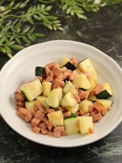 簡単!ズッキーニとスパムのマヨ醤油炒め-レシピのメイン写真