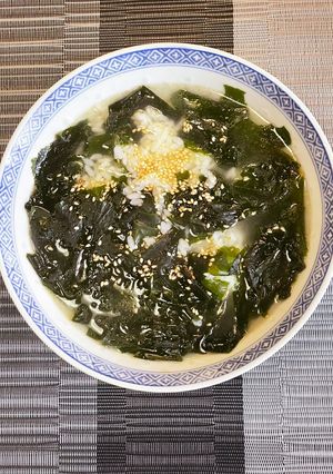 The手抜き！簡単な中華ワカメスープ-レシピのメイン写真