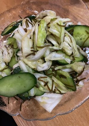 パパ　きゅうりとキャベツの塩昆布あえ-レシピのメイン写真