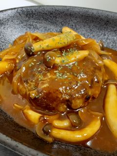 煮込みハンバーグ-レシピのメイン写真