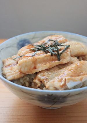 夏バテ予防★美味♪鱧のつけ焼きで鱧丼-レシピのメイン写真