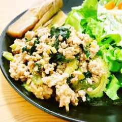 รูปของ ゴーヤのそぼろ煮