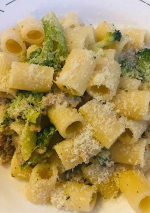 サルシッチャとブロッコリーのパスタ-レシピのメイン写真
