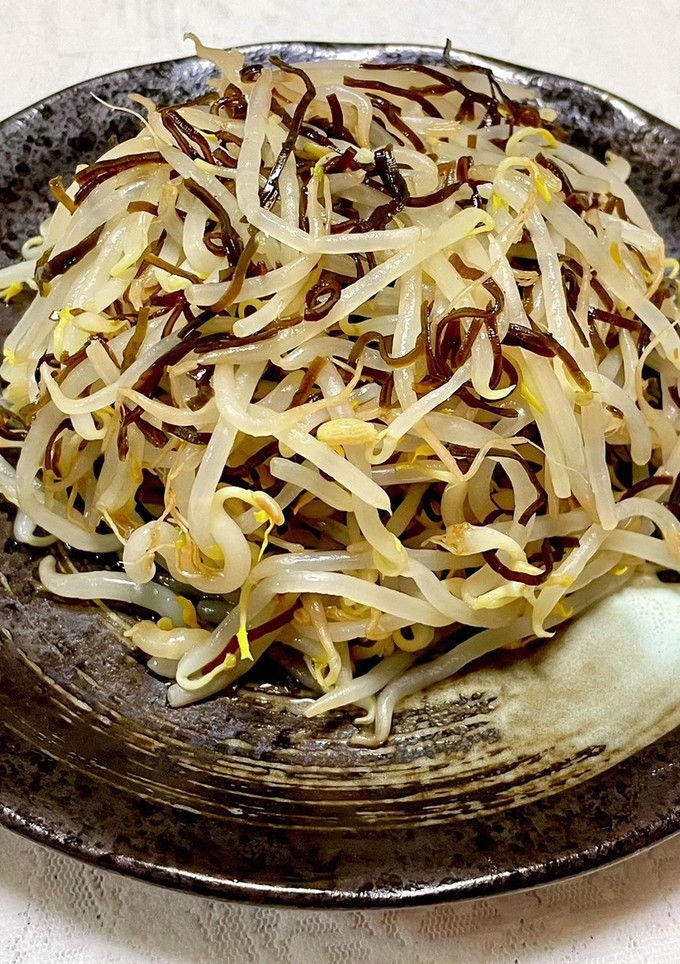 茹でもやしの簡単！！塩昆布和え-レシピのメイン写真