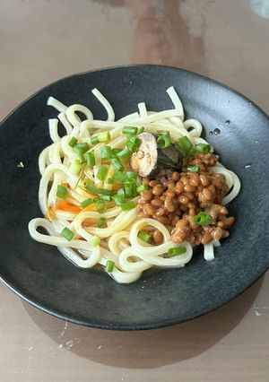 サバ缶と納豆で♪簡単栄養うどん-レシピのメイン写真