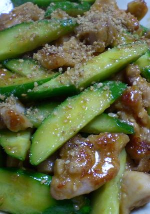 胡瓜がシャキ!　鶏肉と胡瓜のピリ辛炒め-レシピのメイン写真