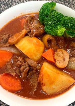 お手軽！？完熟トマトビーフシチュー-レシピのメイン写真