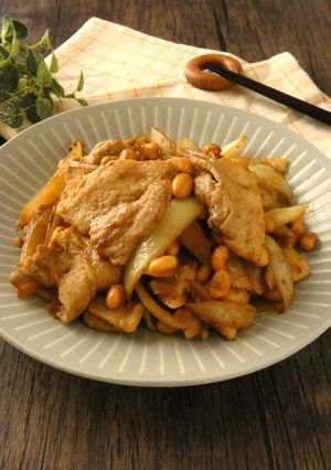 豚バラと大豆のカレーバター炒め-レシピのメイン写真