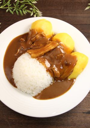 簡単！ポークバターカレー　ポテト添え-レシピのメイン写真