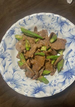 豚タンとオクラ炒め-レシピのメイン写真