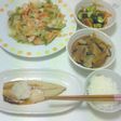 鶏肉とキャベツの味噌炒め