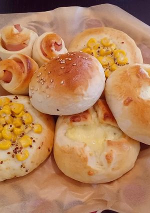 惣菜パンも菓子パンも!ふわふわパン-レシピのメイン写真