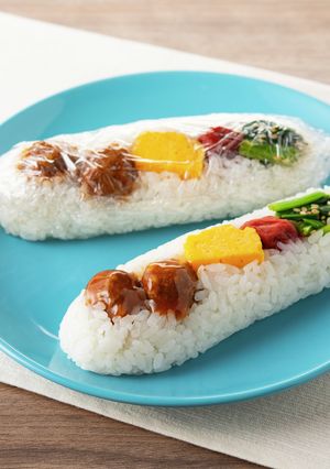 ミートボールのスティックおにぎり-レシピのメイン写真