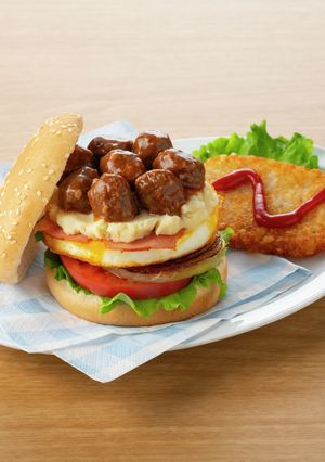 ミートボールで月見バーガー-レシピのメイン写真