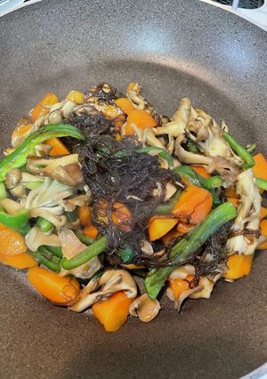 もずくと野菜の簡単炒め-レシピのメイン写真