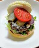 イングリッシュマフィンでハンバーガー！！