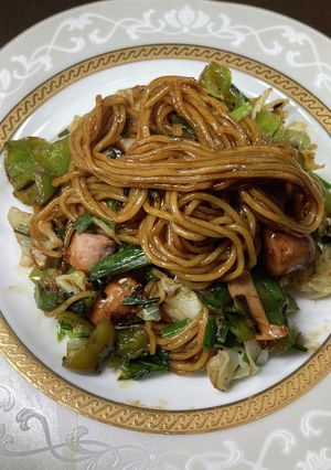 ニラとソーセージの焼きそば　322-レシピのメイン写真