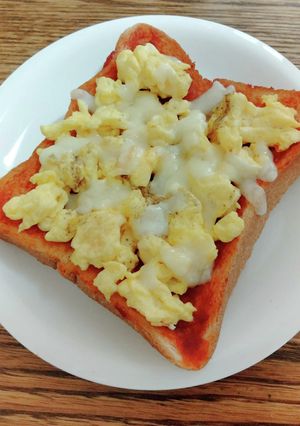朝食に簡単☆ふわふわ卵ト—スト-レシピのメイン写真