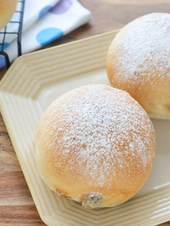 我が家の定番♡ふんわりレーズンパン-レシピのメイン写真