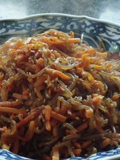 低カロリーだよ 糸蒟蒻と人参のきんぴら-レシピのメイン写真