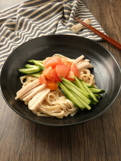 サラダチキンとキュウリのごまだれうどん-レシピのメイン写真