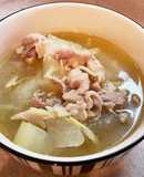 味付け簡単！冬瓜と豚こまの優しいスープ