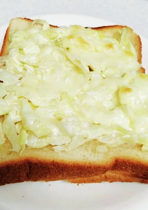 甘じょっぱい☆キャベマヨチーズトースト-レシピのメイン写真