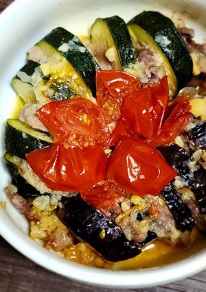 ひとり飯☆夏野菜のレンジ蒸し-レシピのメイン写真