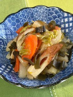 大根と人参と昆布の煮物♪-レシピのメイン写真