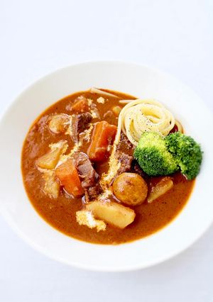 煮込んで柔らかな【ビーフシチュー】-レシピのメイン写真