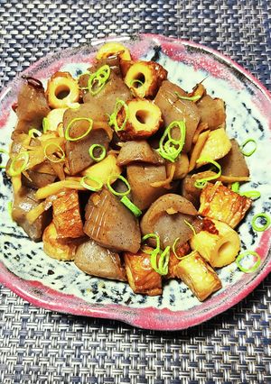 竹輪とこんにゃくの甘辛炒め煮-レシピのメイン写真