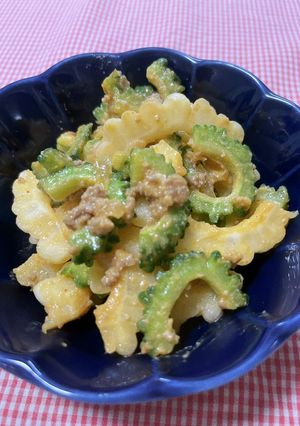 ご飯泥棒☆ゴーヤのごまコチュジャン炒め-レシピのメイン写真