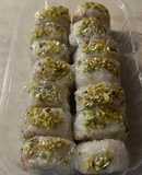海苔なし巻き簀なしでラップでひき肉寿司